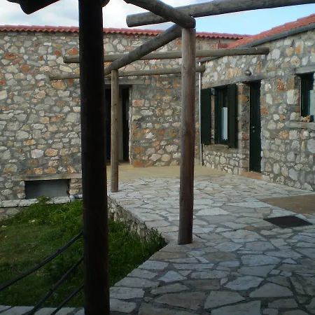 Arachovitika Kalivia 3*