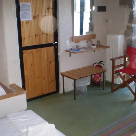 αραχωβίτικα καλύβια Ξενοδοχείο