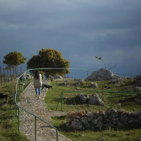 Arachovitika Kalivia