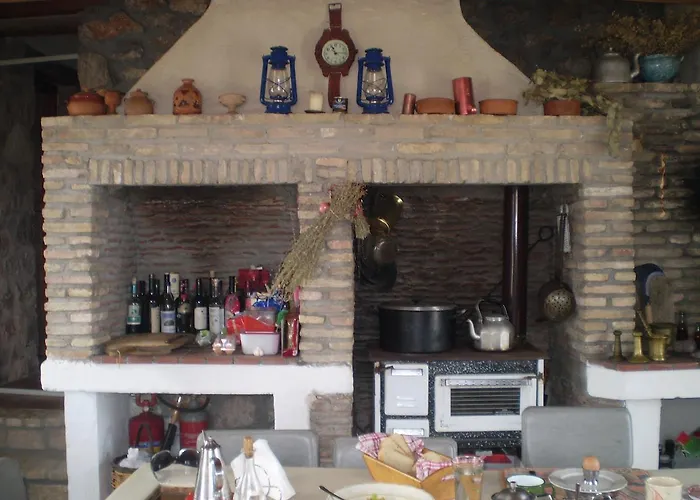 Hotell Arachovitika Kalivia