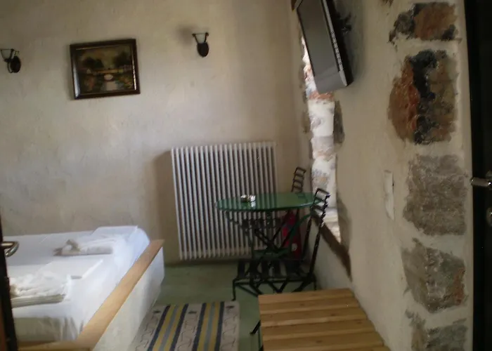 Arachovitika Kalivia Hotell