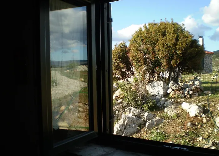 Hotell Arachovitika Kalivia